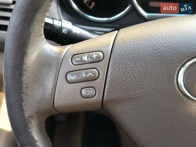 Бежевий Лексус РХ, об'ємом двигуна 3.31 л та пробігом 218 тис. км за 7890 $, фото 18 на Automoto.ua