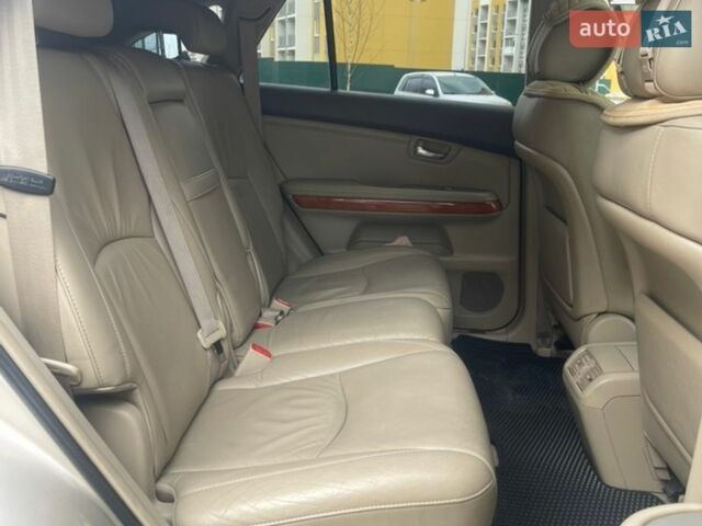 Бежевий Лексус РХ, об'ємом двигуна 3.31 л та пробігом 200 тис. км за 8500 $, фото 11 на Automoto.ua