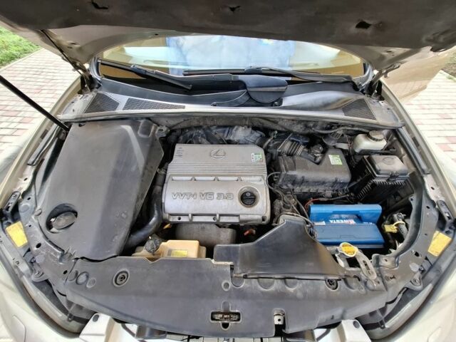 Бежевый Лексус РХ, объемом двигателя 3.3 л и пробегом 220 тыс. км за 8200 $, фото 19 на Automoto.ua