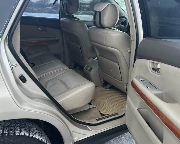 Бежевый Лексус РХ, объемом двигателя 3.31 л и пробегом 280 тыс. км за 10800 $, фото 16 на Automoto.ua