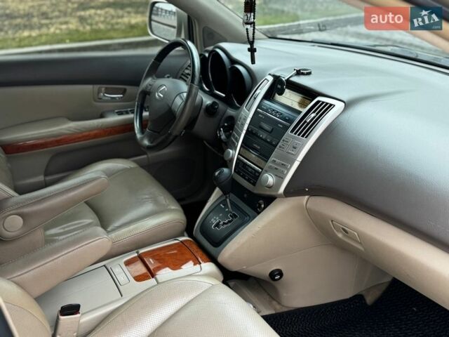 Бежевый Лексус РХ, объемом двигателя 3.3 л и пробегом 270 тыс. км за 9200 $, фото 15 на Automoto.ua