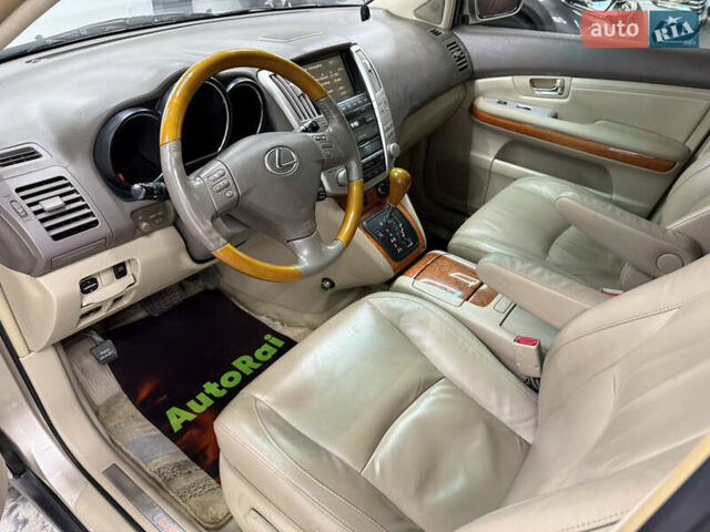 Бежевий Лексус РХ, об'ємом двигуна 3.31 л та пробігом 164 тис. км за 8900 $, фото 13 на Automoto.ua