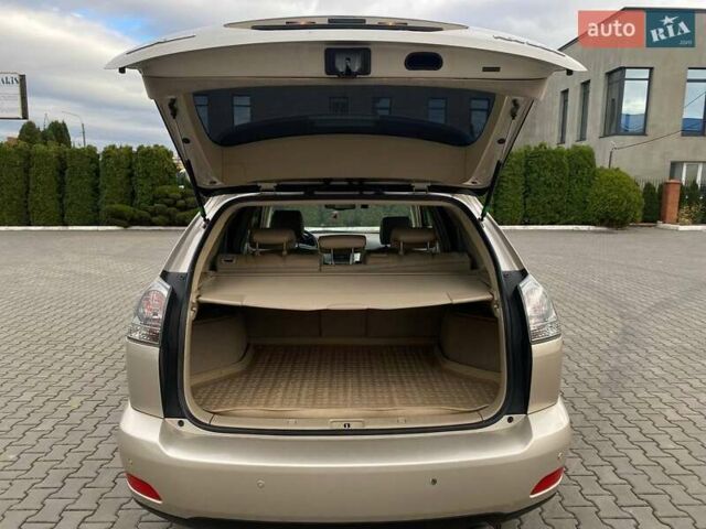 Бежевий Лексус РХ, об'ємом двигуна 3.31 л та пробігом 258 тис. км за 8900 $, фото 21 на Automoto.ua