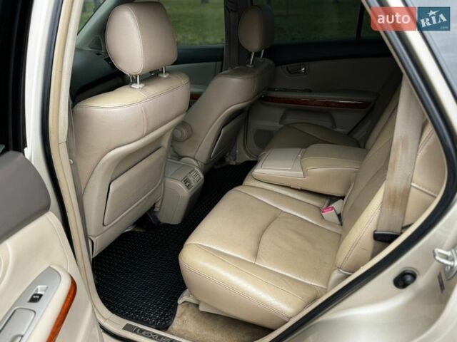 Бежевый Лексус РХ, объемом двигателя 3.3 л и пробегом 270 тыс. км за 9200 $, фото 22 на Automoto.ua