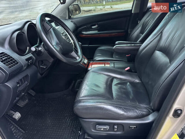 Бежевый Лексус РХ, объемом двигателя 3 л и пробегом 230 тыс. км за 10750 $, фото 10 на Automoto.ua