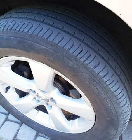 Бежевый Лексус РХ, объемом двигателя 3.3 л и пробегом 256 тыс. км за 8500 $, фото 12 на Automoto.ua