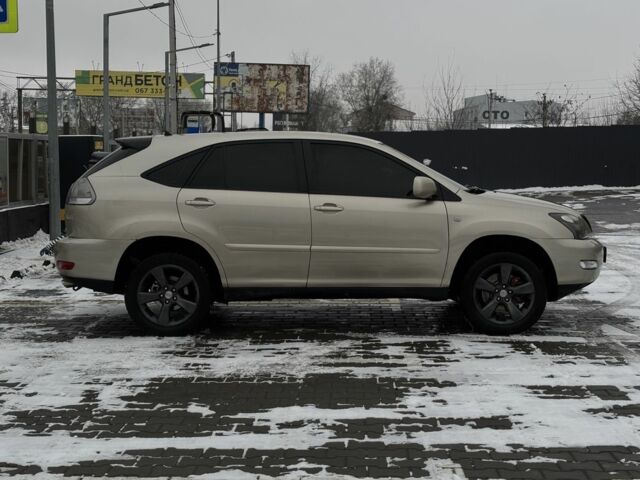 Бежевый Лексус РХ, объемом двигателя 3.3 л и пробегом 260 тыс. км за 9999 $, фото 15 на Automoto.ua