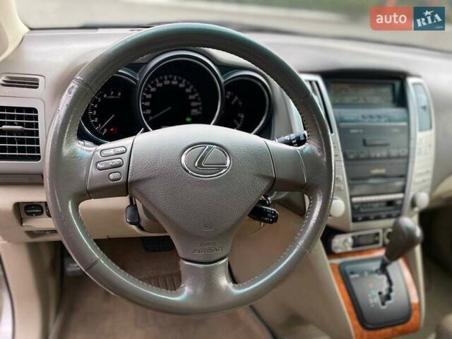 Бежевый Лексус РХ, объемом двигателя 3.31 л и пробегом 258 тыс. км за 8900 $, фото 13 на Automoto.ua