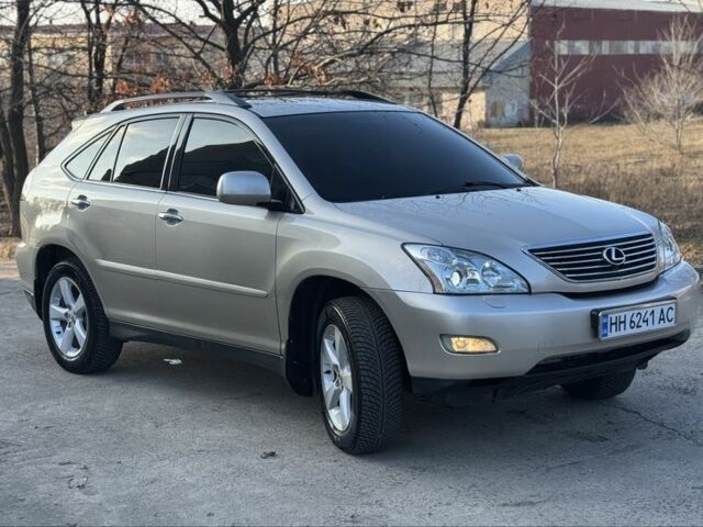 Бежевый Лексус РХ, объемом двигателя 3.3 л и пробегом 230 тыс. км за 8850 $, фото 2 на Automoto.ua
