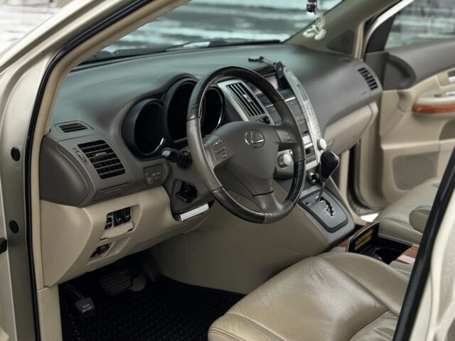 Бежевий Лексус РХ, об'ємом двигуна 3.3 л та пробігом 260 тис. км за 9999 $, фото 19 на Automoto.ua