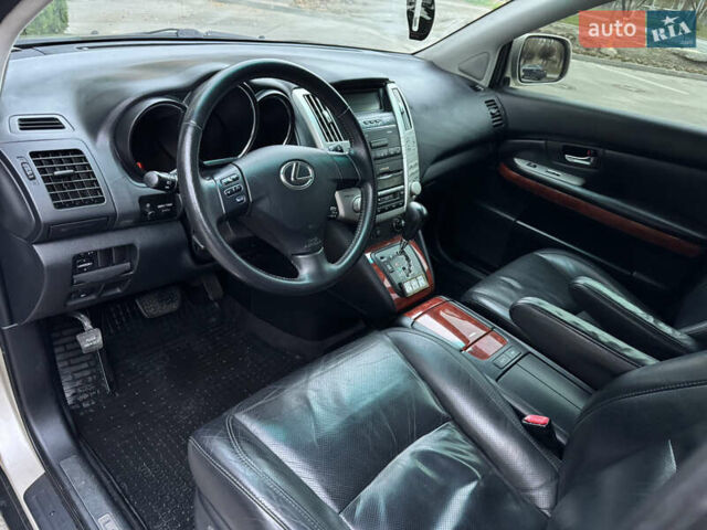 Бежевый Лексус РХ, объемом двигателя 3 л и пробегом 230 тыс. км за 10750 $, фото 12 на Automoto.ua