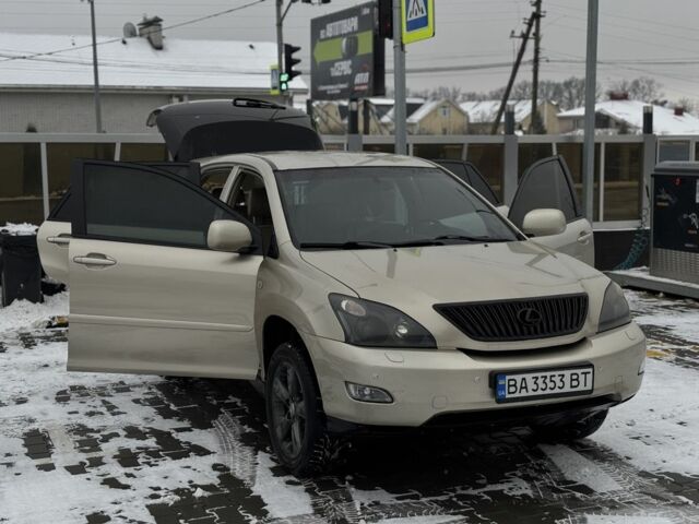 Бежевый Лексус РХ, объемом двигателя 3.3 л и пробегом 260 тыс. км за 9999 $, фото 3 на Automoto.ua