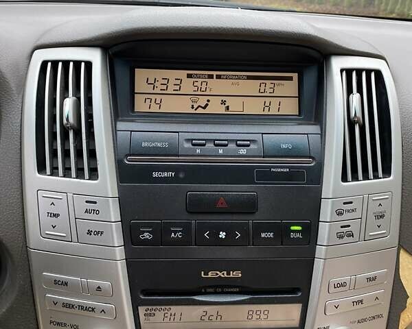 Бежевый Лексус РХ, объемом двигателя 3.3 л и пробегом 235 тыс. км за 9999 $, фото 20 на Automoto.ua