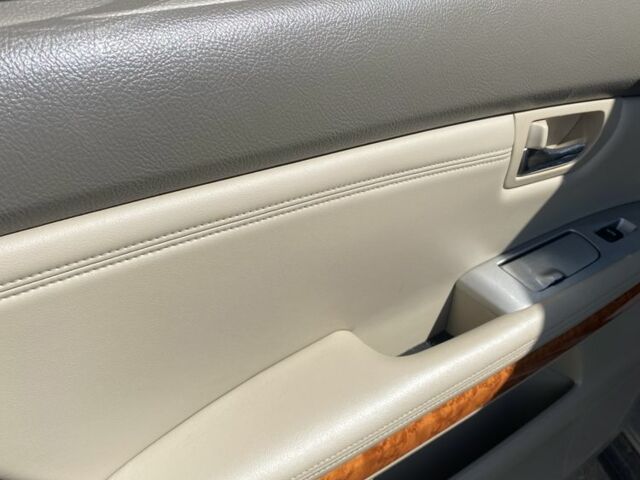 Бежевый Лексус РХ, объемом двигателя 3.3 л и пробегом 200 тыс. км за 10000 $, фото 7 на Automoto.ua