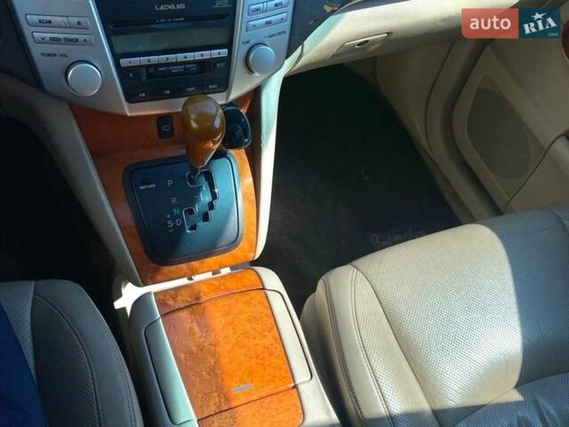 Бежевый Лексус РХ, объемом двигателя 3.31 л и пробегом 202 тыс. км за 10000 $, фото 7 на Automoto.ua