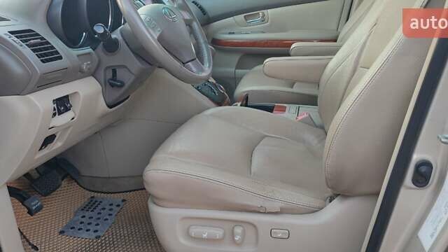 Бежевый Лексус РХ, объемом двигателя 3.31 л и пробегом 225 тыс. км за 10500 $, фото 6 на Automoto.ua