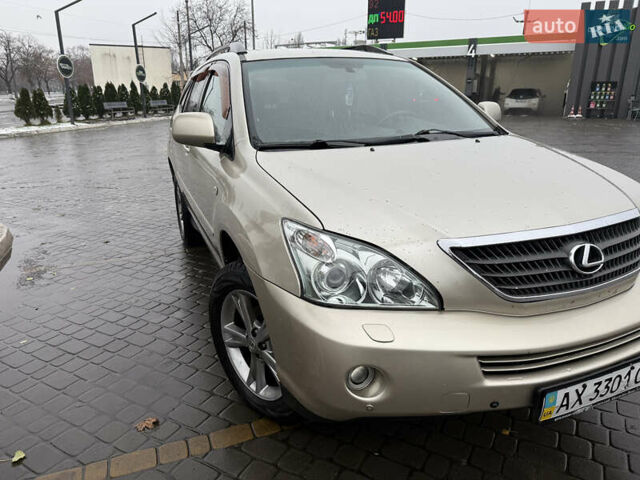 Бежевый Лексус РХ, объемом двигателя 0 л и пробегом 268 тыс. км за 10500 $, фото 1 на Automoto.ua
