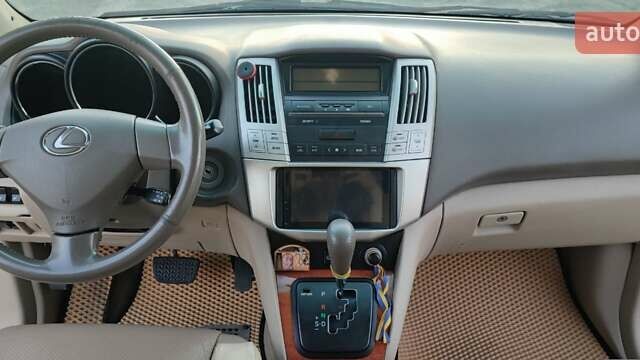 Бежевый Лексус РХ, объемом двигателя 3.31 л и пробегом 225 тыс. км за 10500 $, фото 8 на Automoto.ua