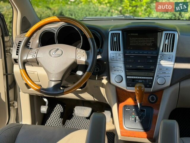 Бежевий Лексус РХ, об'ємом двигуна 3.46 л та пробігом 170 тис. км за 9300 $, фото 8 на Automoto.ua