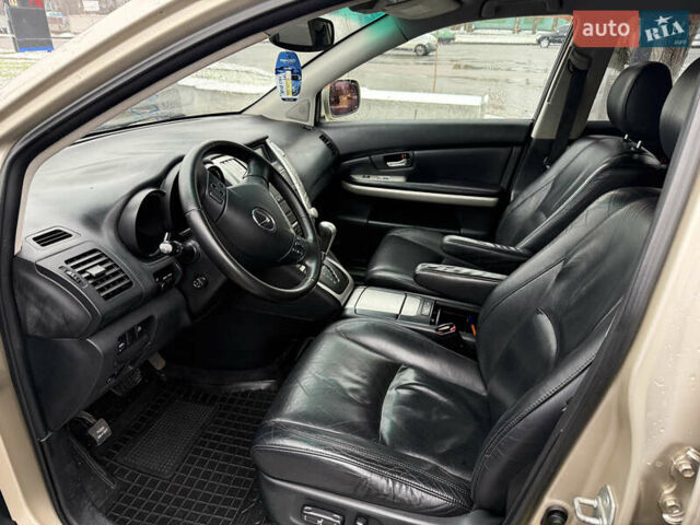 Бежевый Лексус РХ, объемом двигателя 0 л и пробегом 268 тыс. км за 10500 $, фото 32 на Automoto.ua