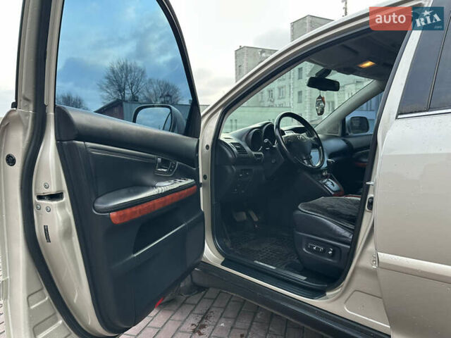 Бежевый Лексус РХ, объемом двигателя 3.46 л и пробегом 181 тыс. км за 12800 $, фото 13 на Automoto.ua