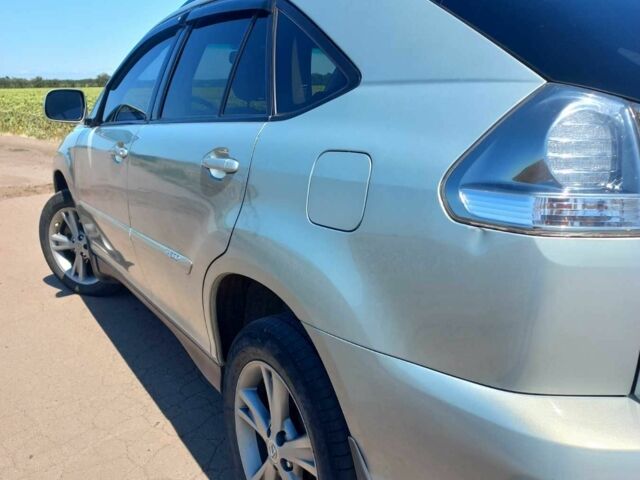 Бежевый Лексус РХ, объемом двигателя 3.3 л и пробегом 268 тыс. км за 10700 $, фото 2 на Automoto.ua