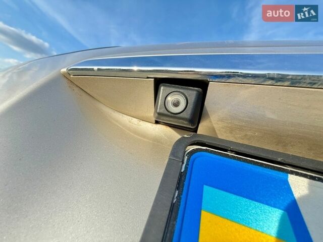 Бежевый Лексус РХ, объемом двигателя 3.3 л и пробегом 240 тыс. км за 7800 $, фото 54 на Automoto.ua