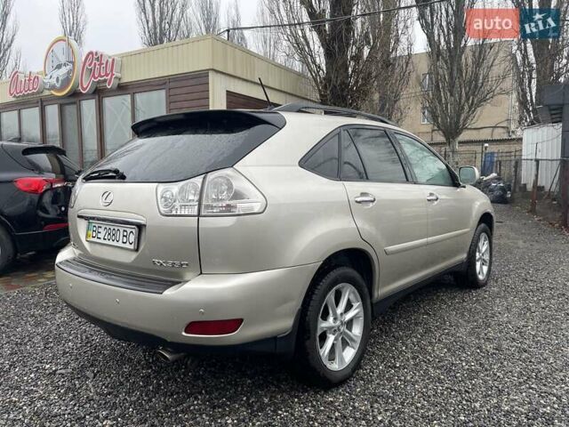 Бежевый Лексус РХ, объемом двигателя 3.5 л и пробегом 258 тыс. км за 9700 $, фото 7 на Automoto.ua