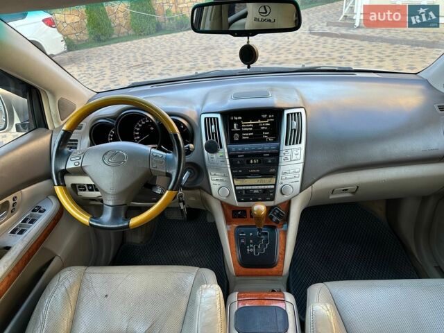 Бежевый Лексус РХ, объемом двигателя 3.46 л и пробегом 283 тыс. км за 10000 $, фото 17 на Automoto.ua