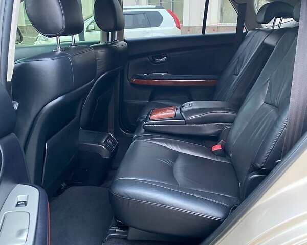 Бежевый Лексус РХ, объемом двигателя 3.5 л и пробегом 159 тыс. км за 13700 $, фото 17 на Automoto.ua