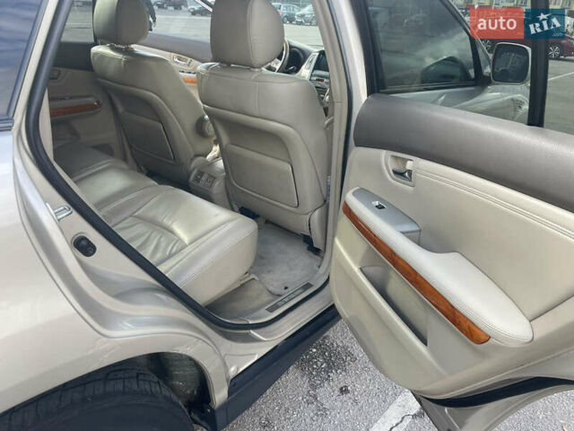 Бежевый Лексус РХ, объемом двигателя 3.46 л и пробегом 198 тыс. км за 13500 $, фото 17 на Automoto.ua