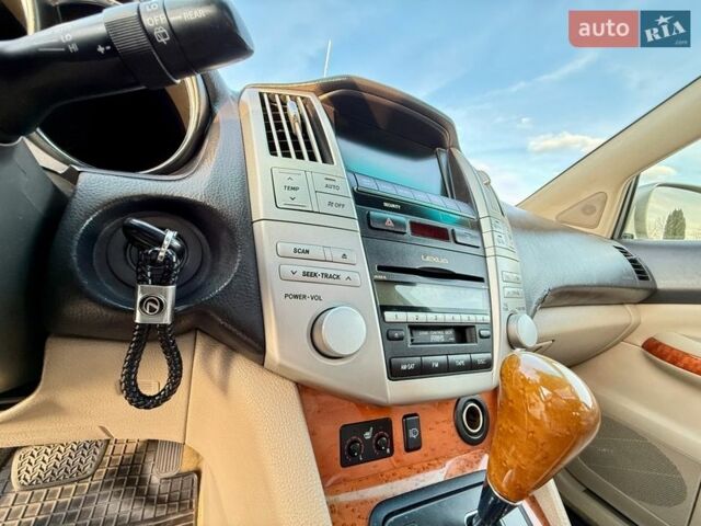 Бежевый Лексус РХ, объемом двигателя 3.3 л и пробегом 240 тыс. км за 7800 $, фото 64 на Automoto.ua