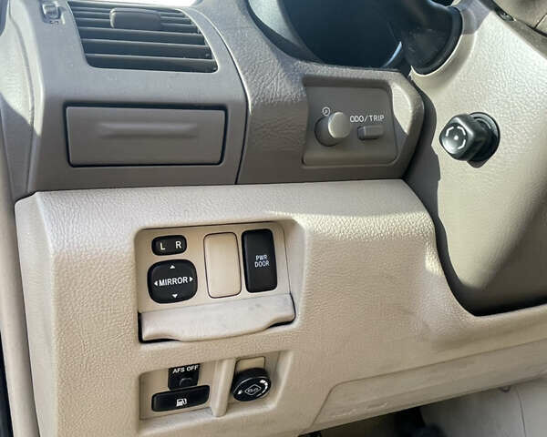 Бежевий Лексус РХ, об'ємом двигуна 3.46 л та пробігом 198 тис. км за 13500 $, фото 23 на Automoto.ua