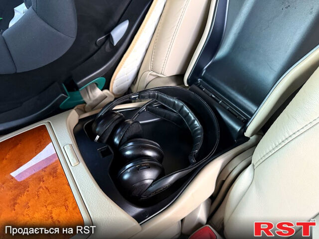 Бежевий Лексус РХ, об'ємом двигуна 3.5 л та пробігом 240 тис. км за 11500 $, фото 11 на Automoto.ua