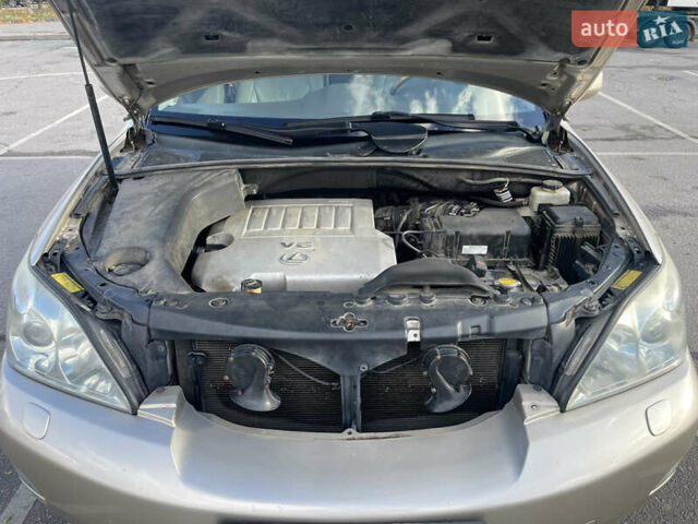 Бежевий Лексус РХ, об'ємом двигуна 3.46 л та пробігом 198 тис. км за 13500 $, фото 41 на Automoto.ua