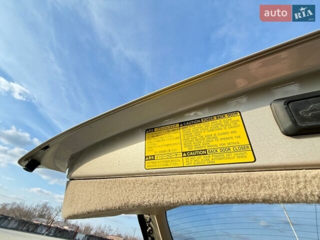 Бежевый Лексус РХ, объемом двигателя 3.3 л и пробегом 240 тыс. км за 7800 $, фото 55 на Automoto.ua