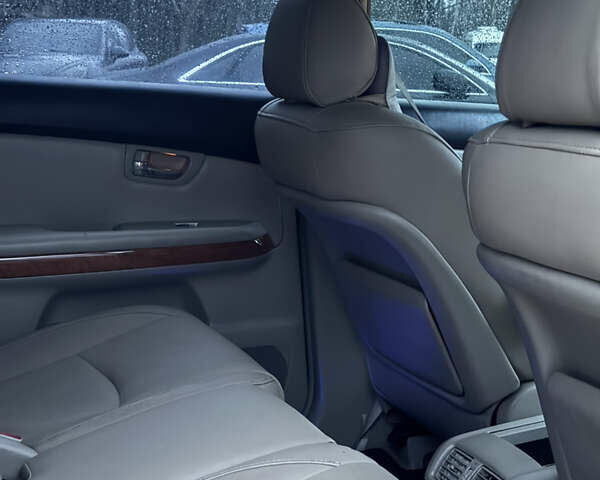 Бежевий Лексус РХ, об'ємом двигуна 3.3 л та пробігом 300 тис. км за 11500 $, фото 10 на Automoto.ua