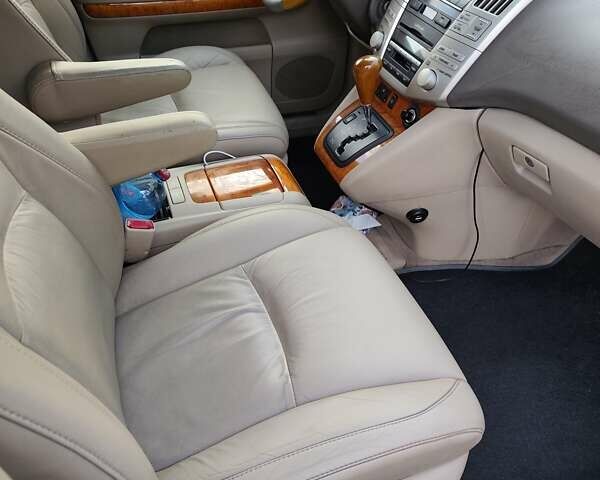 Бежевый Лексус РХ, объемом двигателя 3.46 л и пробегом 347 тыс. км за 10700 $, фото 24 на Automoto.ua