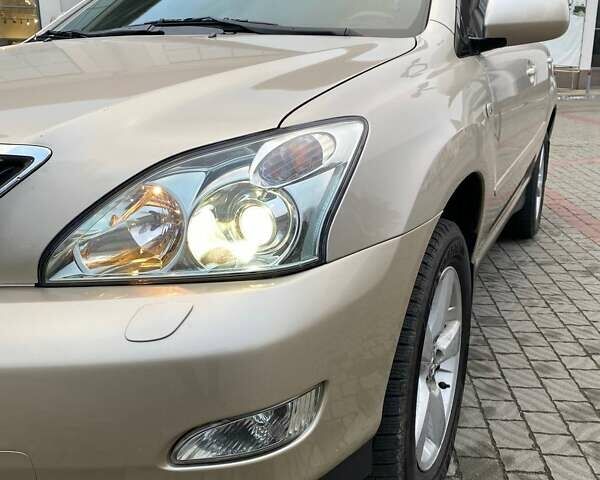 Бежевый Лексус РХ, объемом двигателя 3.5 л и пробегом 159 тыс. км за 13700 $, фото 6 на Automoto.ua