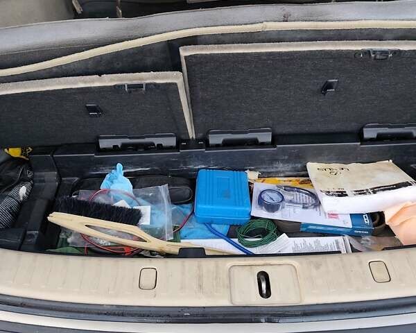 Бежевый Лексус РХ, объемом двигателя 3.46 л и пробегом 347 тыс. км за 10700 $, фото 29 на Automoto.ua