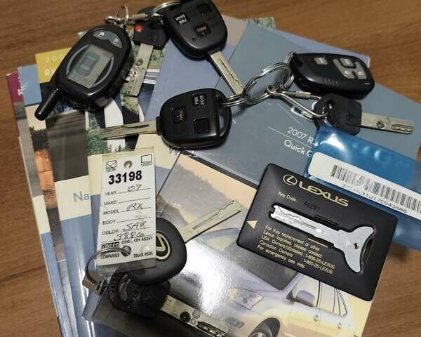 Бежевый Лексус РХ, объемом двигателя 3.46 л и пробегом 347 тыс. км за 10700 $, фото 8 на Automoto.ua