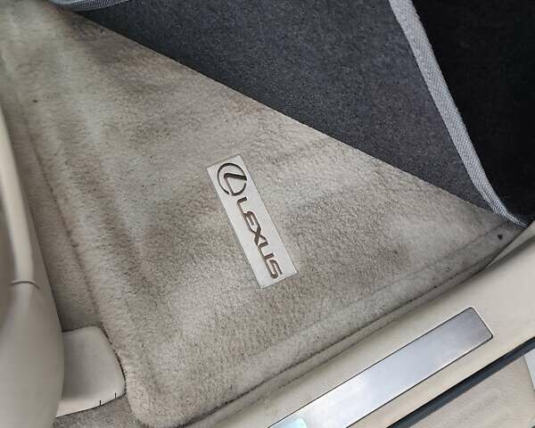 Бежевый Лексус РХ, объемом двигателя 3.46 л и пробегом 347 тыс. км за 10700 $, фото 25 на Automoto.ua