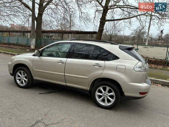 Бежевый Лексус РХ, объемом двигателя 3.5 л и пробегом 268 тыс. км за 10999 $, фото 3 на Automoto.ua