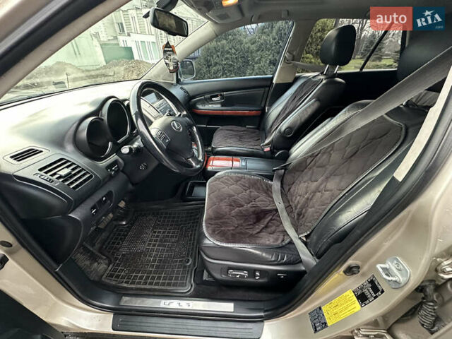 Бежевый Лексус РХ, объемом двигателя 3.46 л и пробегом 181 тыс. км за 12800 $, фото 12 на Automoto.ua