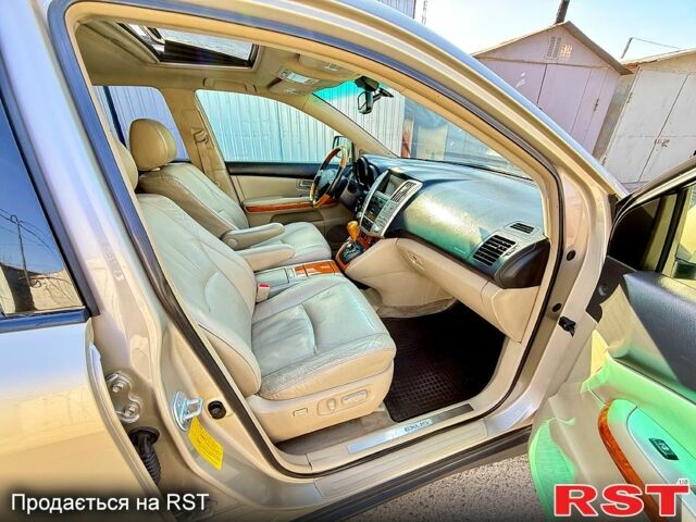 Бежевый Лексус РХ, объемом двигателя 3.3 л и пробегом 240 тыс. км за 8200 $, фото 9 на Automoto.ua