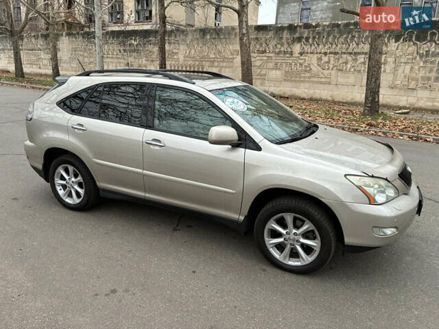 Бежевый Лексус РХ, объемом двигателя 3.5 л и пробегом 268 тыс. км за 10999 $, фото 2 на Automoto.ua