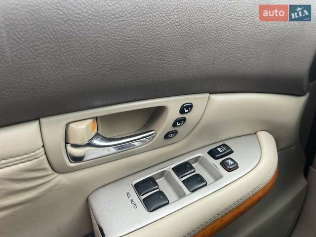 Бежевый Лексус РХ, объемом двигателя 3.5 л и пробегом 258 тыс. км за 9700 $, фото 13 на Automoto.ua