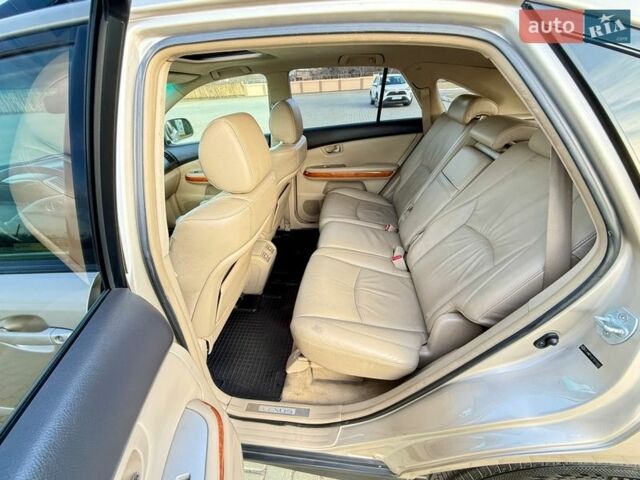 Бежевый Лексус РХ, объемом двигателя 3.3 л и пробегом 240 тыс. км за 7800 $, фото 72 на Automoto.ua