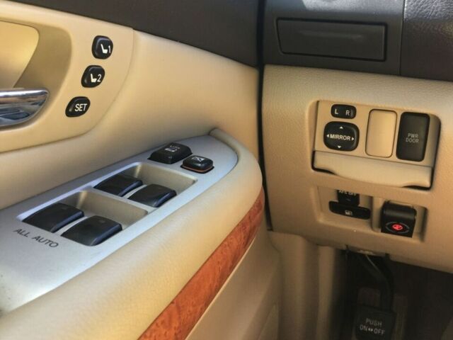 Бежевий Лексус РХ, об'ємом двигуна 3.3 л та пробігом 215 тис. км за 15500 $, фото 3 на Automoto.ua