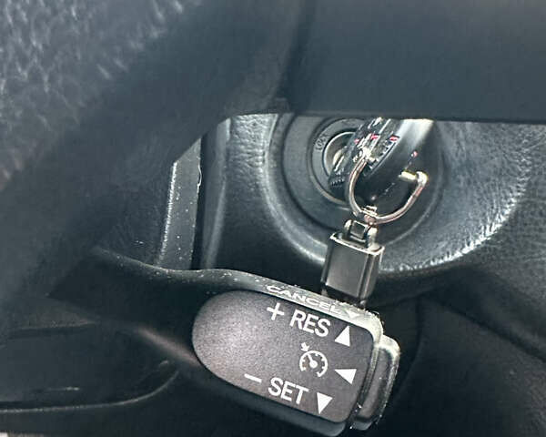 Бежевый Лексус РХ, объемом двигателя 3.46 л и пробегом 181 тыс. км за 12800 $, фото 25 на Automoto.ua